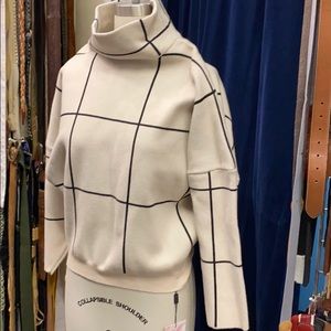 Womens Sweater 3/4 sleeve new with tag